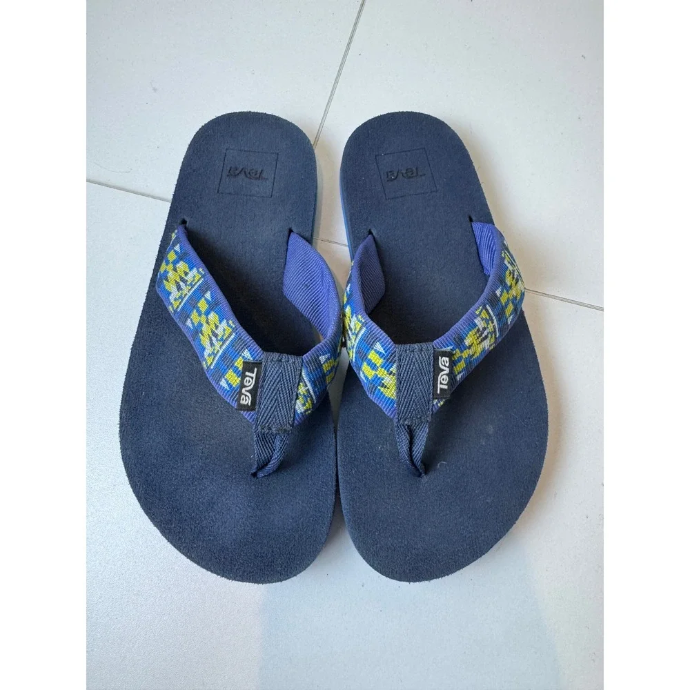 Teva Mush II‎ Flip Flop Sandals Kids Size 3 Blue Geometric Pattern Gorpcore